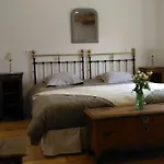 Holiday home Le Gue Renard-un Balcon Sur La Charente *