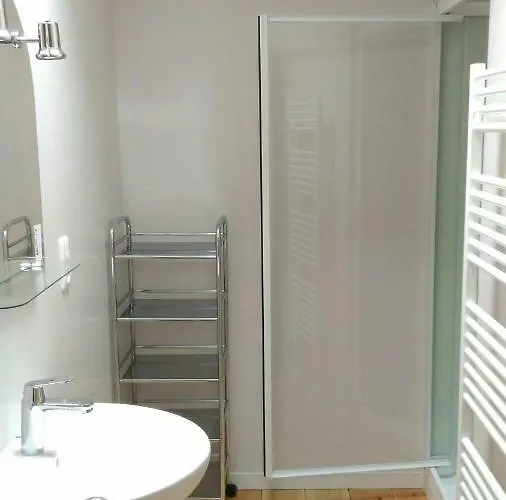 Holiday home Le Gue Renard-un Balcon Sur La Charente Jarnac